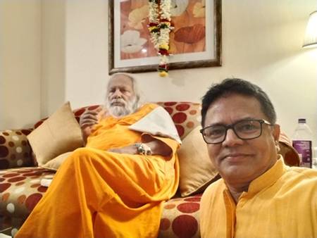 हिंदू मुस्लिम एकता का प्रतीक श्री ॐकारेश्वर साईं मंदिर दहीसर मुम्बई